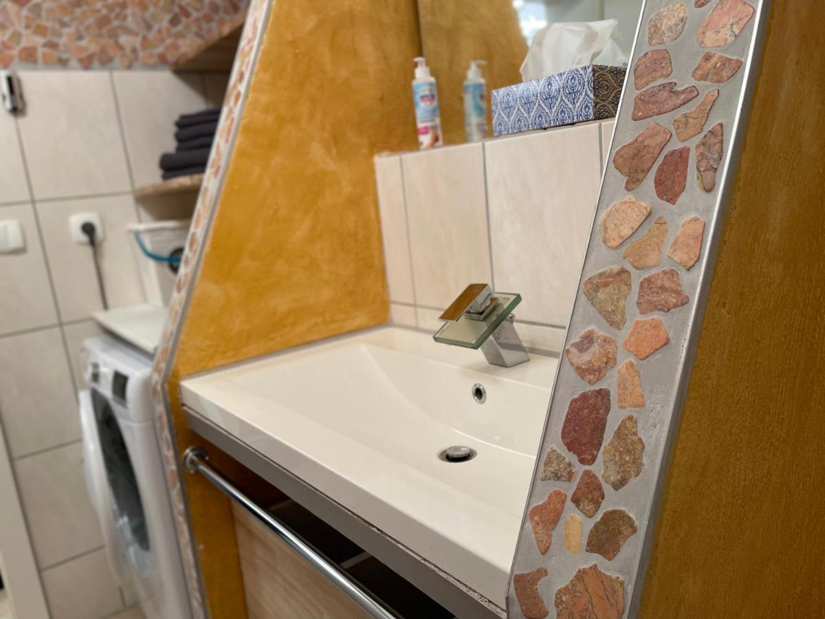 Greenleaf Walhalla-Apartment - Highspeed Wlan - Netflix - Suedbalkon 테건하임 외부 사진